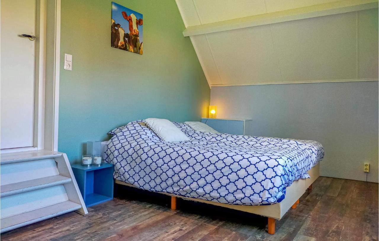 Gorgeous Home In Scharendijke With Kitchen מראה חיצוני תמונה