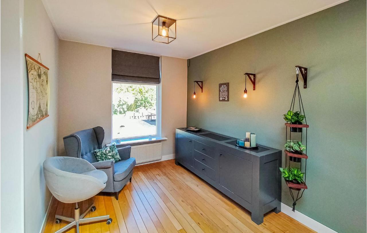 Gorgeous Home In Scharendijke With Kitchen מראה חיצוני תמונה